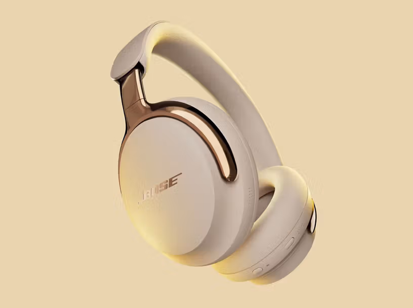 Silence is Golden: Best Noise-Cancelling Headphones for US Commuters & Remote Workers